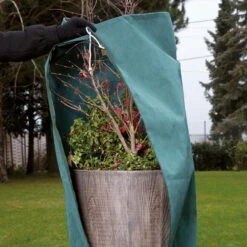 Kölle's Beste Winter-Mantel Grün, 50 X 150 Cm 6 Kölle's Beste Winter-Mantel Grün, 50 X 150 Cm -Garten Sicht Verkäufe 0910250125 Koelles Beste Winter Mantel Plant Coat B50xH150cm gruen 2 7793