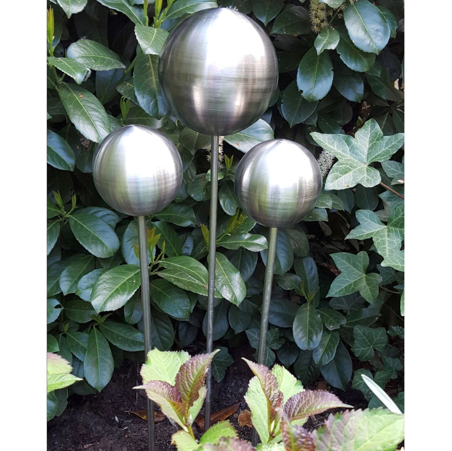 Beetstecker Rosenkugel, 20 Cm, Edelstahl / Matt Gebürstet, Rosenstab 80 Cm 2 Beetstecker Rosenkugel, 20 Cm, Edelstahl / Matt Gebürstet, Rosenstab 80 Cm – Bild 2