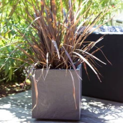 Pflanztrog 'Volcania Dado', Anthrazit, L 39,5 X B 39,5 X H 43,5 Cm -Garten Sicht Verkäufe 3230101084 Pflanztrog Volcania Dado anthrazit 39x39xH43cm 31Ltr6 75428